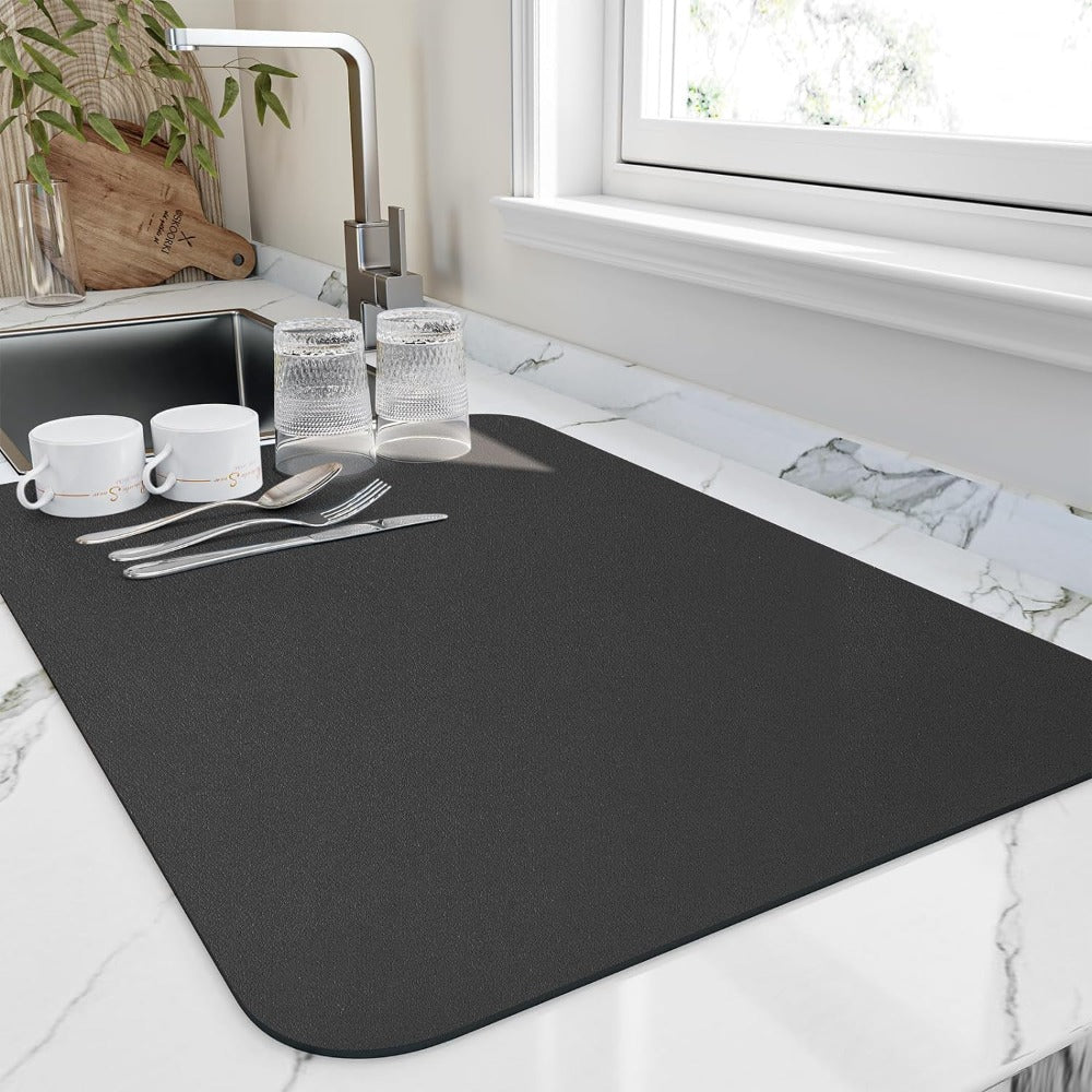 Fast-Drying Diatomite Kitchen Mat with High Absorption | AeroDry
