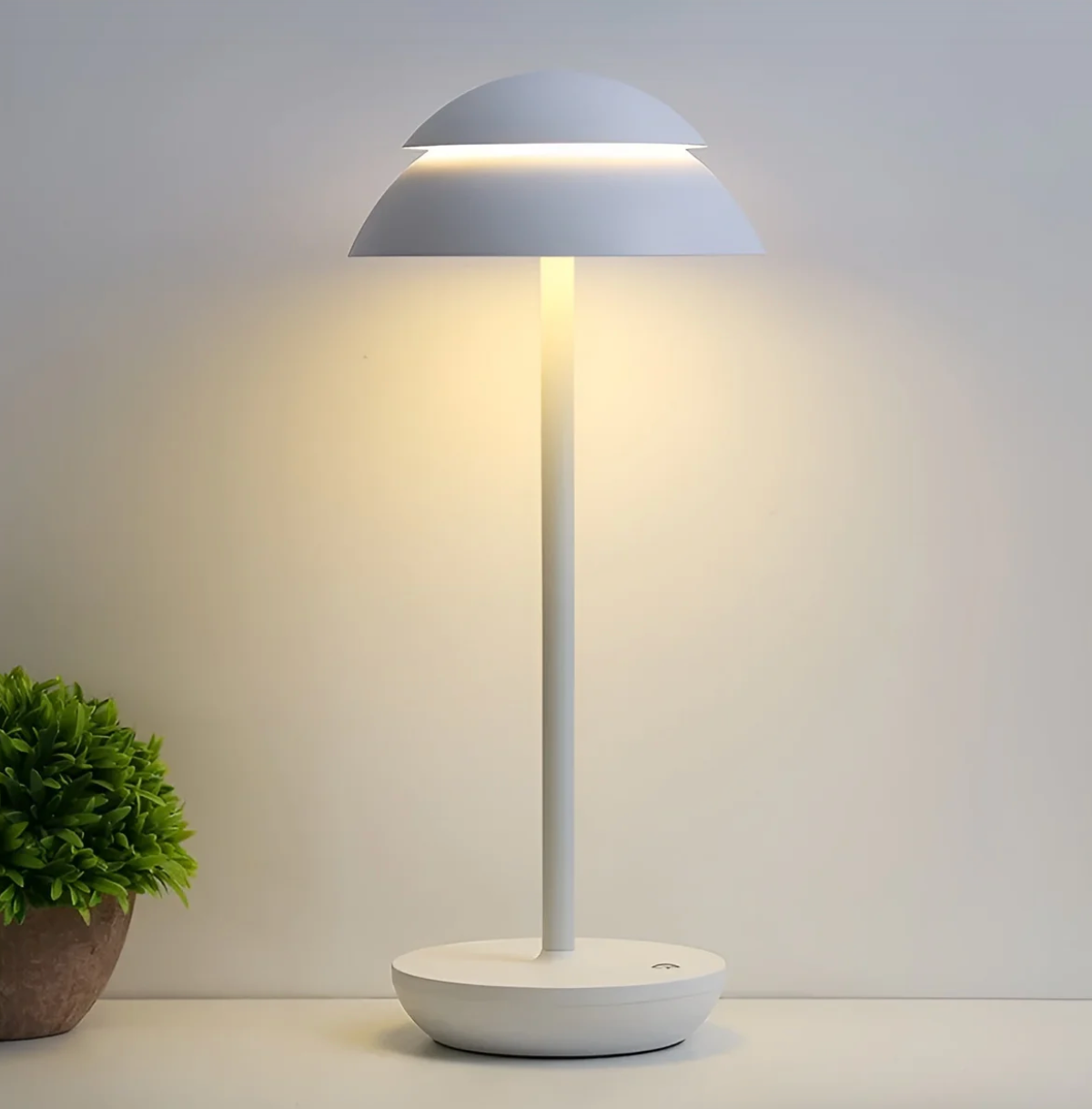 Rechargeable LED Table Lamp | Lumivox