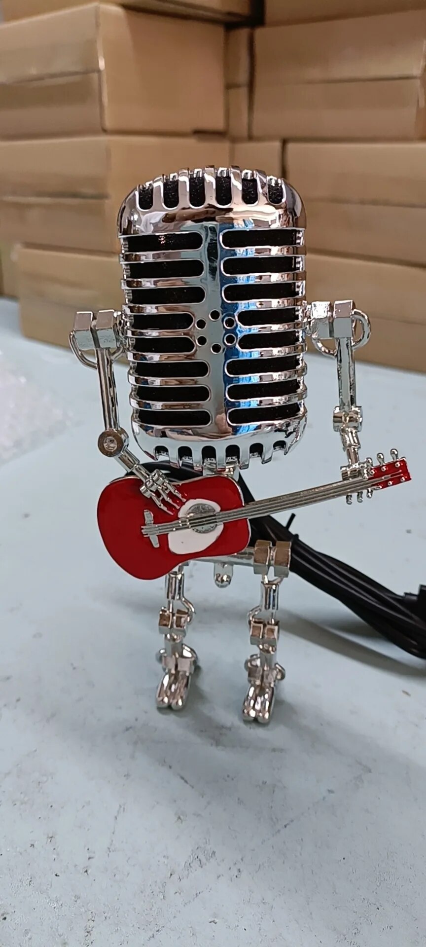 Robot Lamp with Guitar | Lumigear