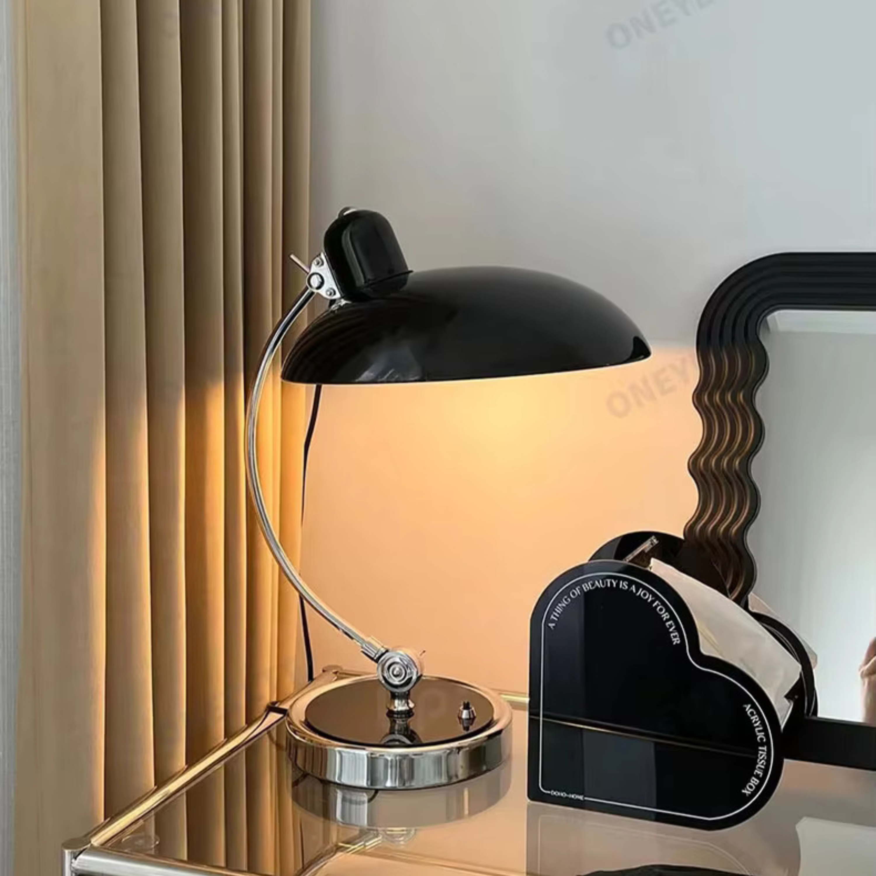Arc Table Lamp | Nuvista