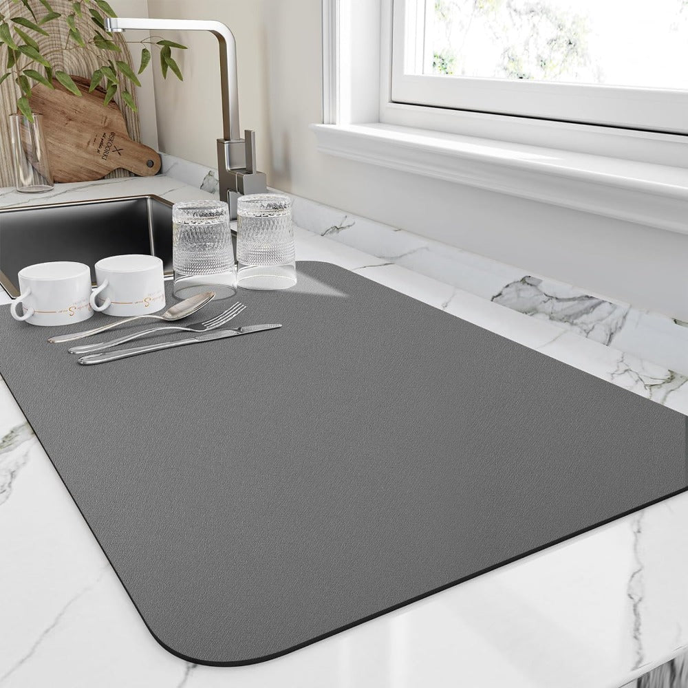 Fast-Drying Diatomite Kitchen Mat with High Absorption | AeroDry